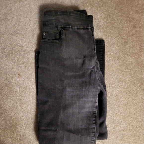 Northern Reflections size 12 petite pull on black straight leg jeans - Picture 4 of 7
